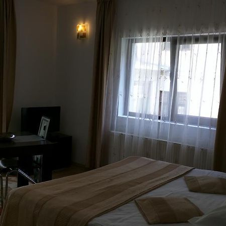 Hotel Silvia Apart Sinaia Zewnętrze zdjęcie